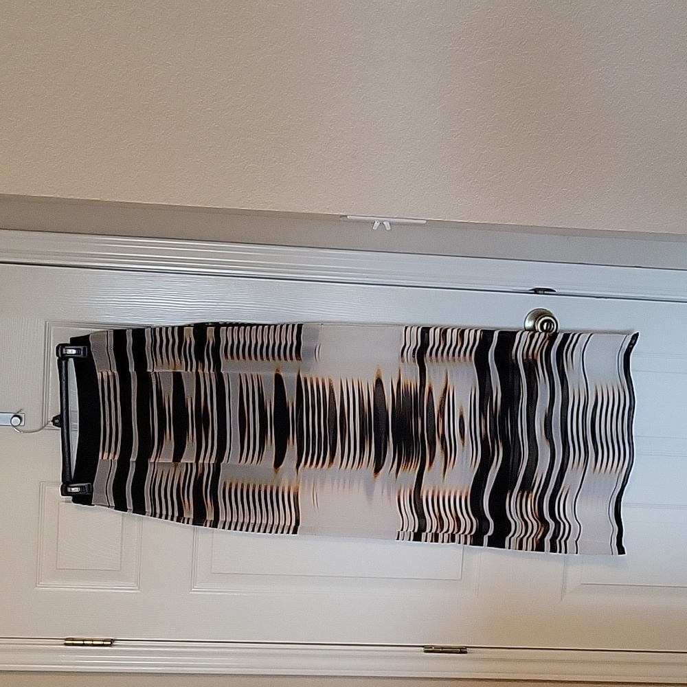 BNWT bebe airy flowy skirt over a hidden mini